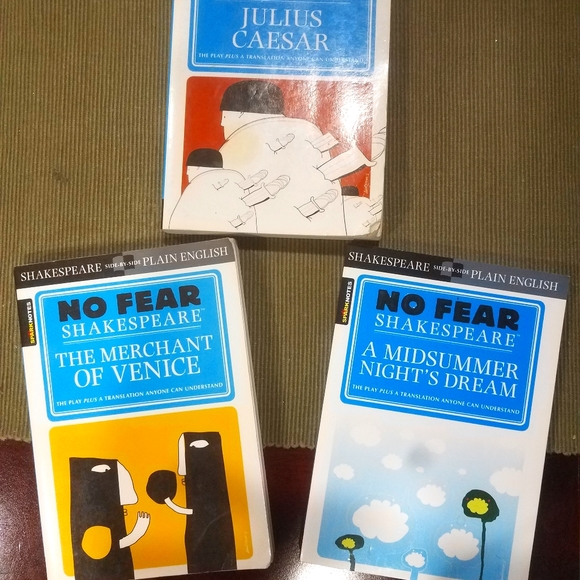 SHAKESPEARE sparks notes books - Picture 1 of 2